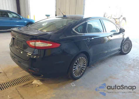 2016 Ford Fusion Titanium z USA, uszkodzony, nr VIN 3FA6P0K96GR360651